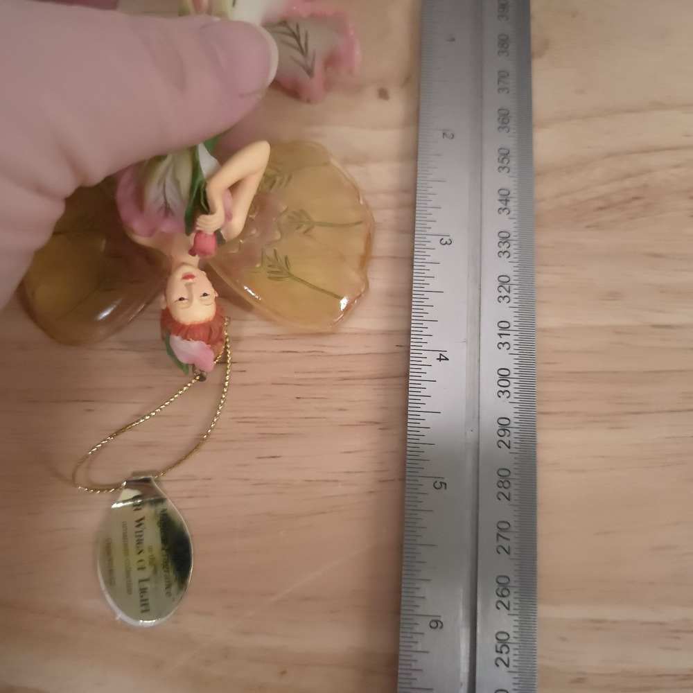 VTG Fairy Ornament On Wings of Light Tulips Magical Fragrance Ashton Drake - Picture 5 of 8